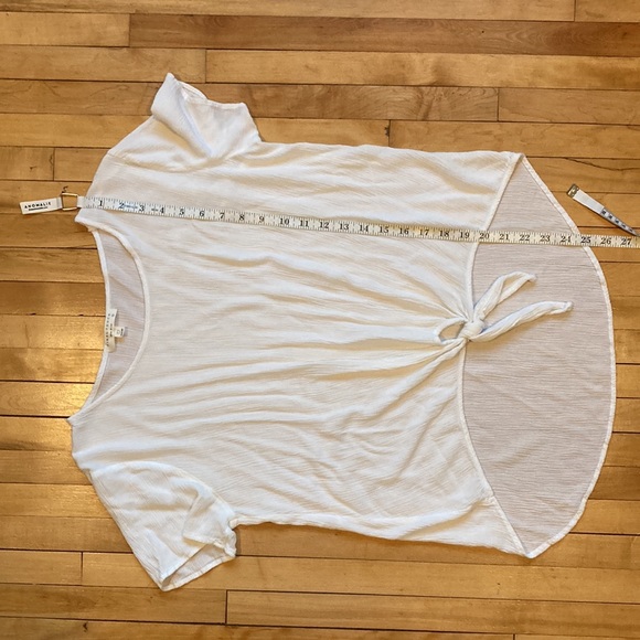 Final Touch Top - Picture 9 of 9